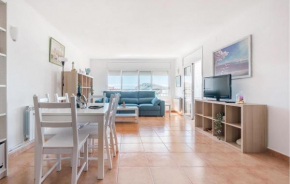 3 Bedroom Beautiful Apartment In Palamos